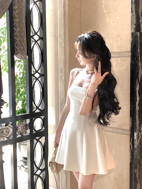 White Short